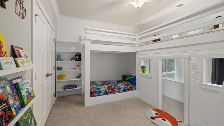 Minimum m² pour chambre d&rsquo;enfant : sécurité, rangement, espace de jeu